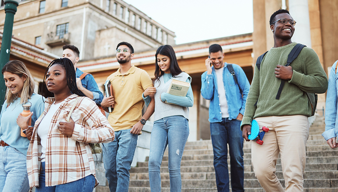 une-formation-dispensée-100-en-anglais